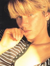 River Phoenix - 11" x 8" Teen Magazine Pinup Mini-Poster   RIP - $7.94
