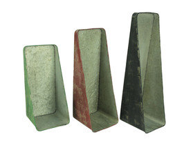 Zeckos Distressed Red Green and Grey Vertical Wall Mounted Planters Set of 3 - £43.92 GBP