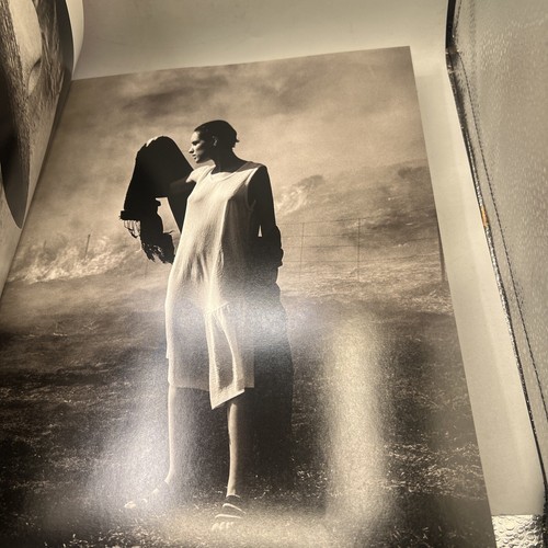 Albert Watson - UFO 2010 - Hardcover Illustrated Rare Book Item image 9
