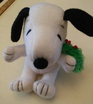 000 Snoopy Christmas Hallmark Plush Peanuts Wreath Tis the Season Soft 6&quot; - £7.85 GBP
