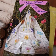 Vintage Bucilla Garden Bouquet Floral Afghan Embroider Kit 7813 NOS - £44.84 GBP