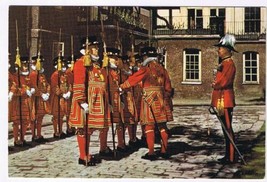 United Kingdom UK Postcard Tower Of London Yeoman Warders - £2.33 GBP