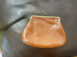 Patricia Nash Savena Cognac Distressed Leather Framed Kiss Lock Wristlet... - $19.64