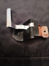 1979-1985 CADILLAC ELDORADO RIGHT PASSENGER SIDE INSIDE DOOR HANDEL OEM. - $2,205.03 MXN