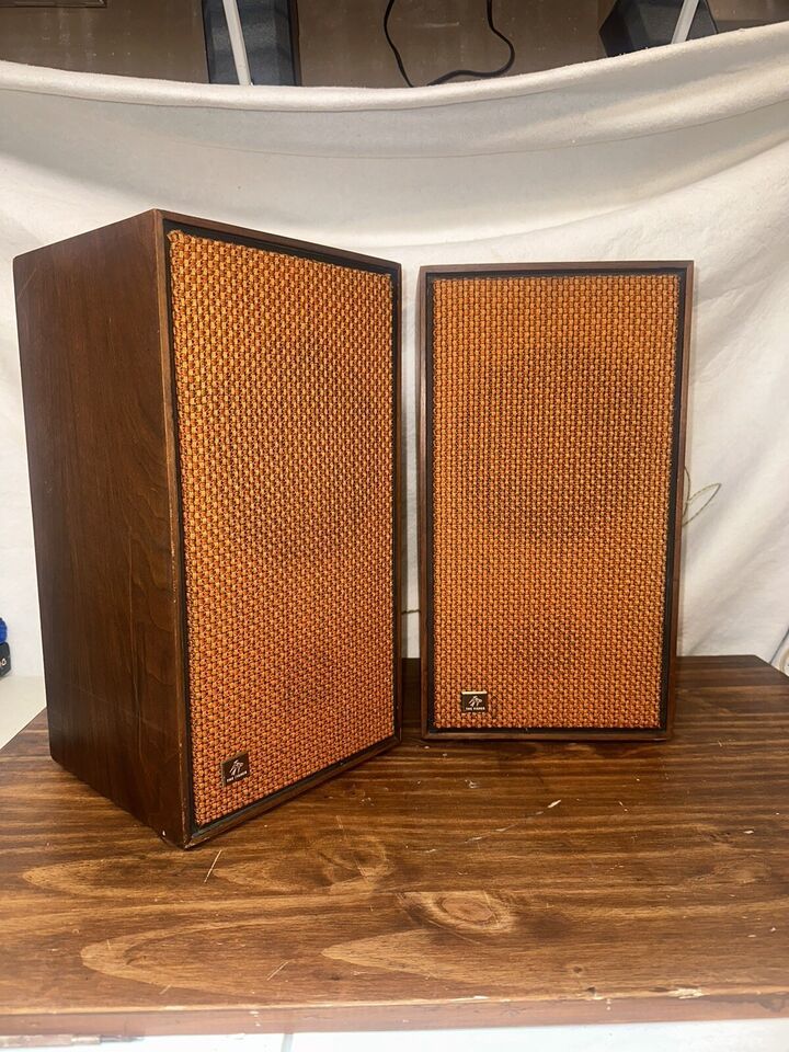 The Fisher Model 8 speakers | Vintage + Original Speaker Wire &amp; Emblem | Tested  			
