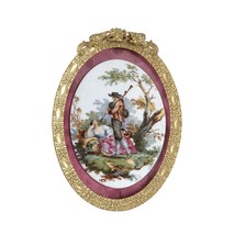 c1920 Porcelain plaque with courting scene in gilt metal frame - £66.19 GBP