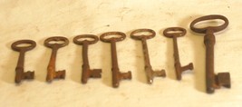 Skeleton Keys All Steel or Cast Iron Lot of 7 Vintage d - £23.73 GBP