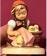Old Vintage Goebel Figurine Statue 57/0 Chick Girl W German Germany - $680.66 MXN