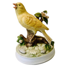 Gorham Vintage 70’s Ceramic Yellow Canary Manual Wind Up Musical Song Bird Box - £17.19 GBP