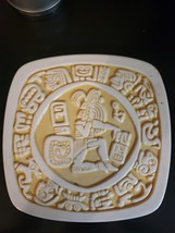 Vintage Hutchson Molds - Red Wing MN - Yellow Aztec Design Plate/Tray - £47.27 GBP