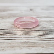Light Pink Plastic Childs Ring - Size 6.5 - £5.58 GBP
