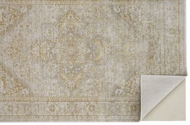 2&#39; X 3&#39; Ivory And Gold Floral Stain Resistant Area Rug - $1,368.91 MXN