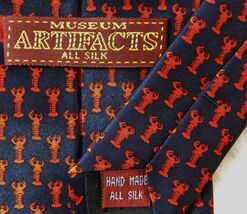 Museum Artifacts 100% silk necktie Navy Blue with Mini-Lobster in red VI... - $18.66