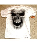Fruit of the Loom White Graphic T-Shirt Goth Grimming Skull Large 42-44 - £12.39 GBP