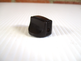 Vintage Tube Radio Knob Bakelite Dark Brown  Knob 1 inch Wide - £7.33 GBP