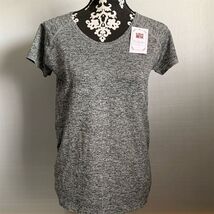 LIDA Collection Women's Gray Short Sleeve Performance Tee Size L - $11.88