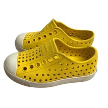 Native Toddler Shoes Plastic jelly Size c6 yellow slip - £12.41 GBP
