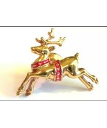 Vintage Avon Signed Gold &amp; Red Reindeer Pin - $269.73 MXN