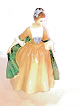 Royal Doulton Elegance Female Figurine Mint - £23.69 GBP