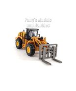 8 Inch Construction Wheel Loader w/ Pallet Fork 1/48 Scale Diecast Model - $364.10 MXN