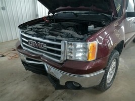Driver Left Front Spindle/Knuckle Fits 07-14 ESCALADE 104568569 - $83.30