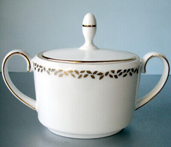 Vera Wang Wedgwood Gilded Leaf Sugar Bowl w/Lid Gold Trim New No Box - £35.90 GBP