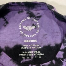 Last Call Co. Men Purple & Black Dyed Short Sleeve "Evil Ways" Graphic T-Shirt M image 4