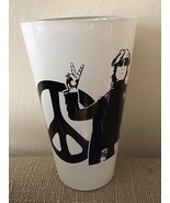 John Lennon- Give Peace A Chance, Collectible Glassware - $272.87 MXN