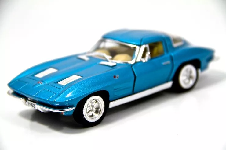 New Diecast 5&quot; 1963 Chevy Chevrolet Corvette Stingray Diecast Model Toy 1:36 Blu - £12.16 GBP