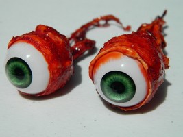 Dead Head Props Pair of Realistic Life Size Bloody Ripped Out Eyeballs -... - £23.97 GBP