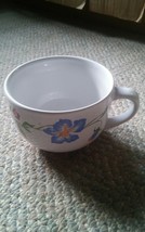 000 Gibson Large Coffee Cup Mug Floral Design Violets? Flowers - $9.89