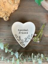 White Trinket Floral Dish - Special Friend - $108.12 MXN