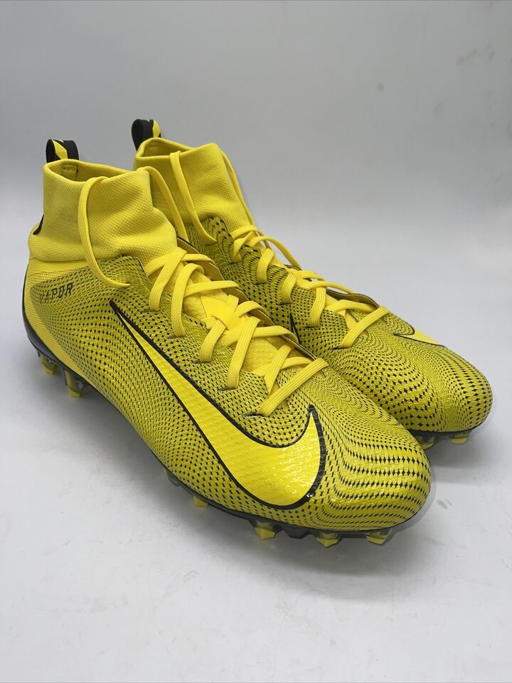 Black and yellow nike football cleats best sale