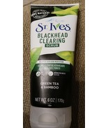 St. Ives Blackhead Clearing Face Scrub for Unclogging Pores (6 oz) - $198.01 MXN