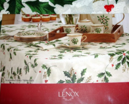 Lenox Holiday Large Oblong Tablecloth 70x120 Scattered Holly Berry Gold Leaf New - $93.95