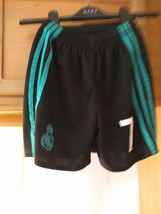 Boys Shorts Adidas Real Madrid FC Size 20 Polyester Multicoloured Football Short - £7.19 GBP