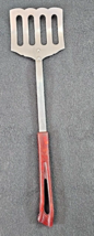 Vintage MCM Stanhome Stanley Kitchen Curved Slotted Spatula Farmhouse READ - $9.90