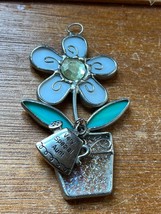 White Stained Glass Flower in Iridescent Pot w VERY SPECIAL AUNT Sprinkler Charm - £9.02 GBP