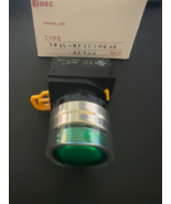 YW4L-MF2E10Q4G IDEC Momentary Illuminated Pushbutton Switch Green 1NO Bu... - $373.46 MXN