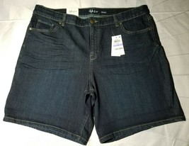 Style &amp; Co Womens mid rise shorts sz 18 - £17.94 GBP