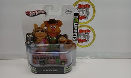 Hot Wheels 2012 Retro Entertainment The Muppets - School Bus - X8916 - $25.00