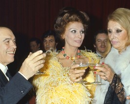 Sophia Loren 1970&#39;s  in yellow holds up glass of champagne 11x14 photo - £11.76 GBP
