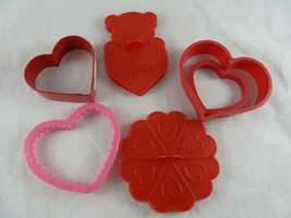 Vintage Cookie Cutters Valentine Hearts Wilton and others lot of 6 - $17.81