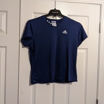 Adidas women&#39;s size large vintage short sleeve top - $9.89