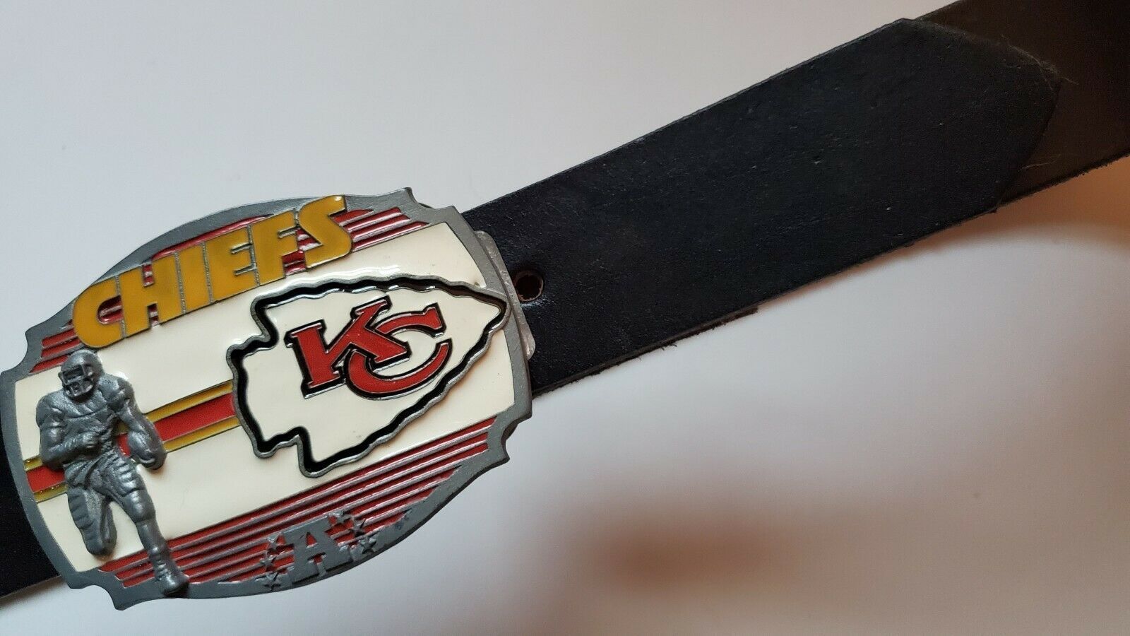 KANSAS CITY CHIEFS BELT BUCKLE &amp; Genuine  Leather Black Belt &amp; standard ... - $19.95