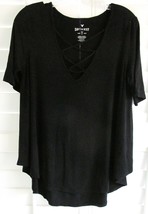American Eagle Women&#39;s Short Sleeve Knit Top/T Shirt Size Medium - $12.00