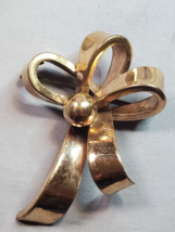 1940s Large Bow Pin Gold Tone Metal 3 inch Vintage Costume Fashion Estate - $12.82