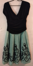 S.L. Fashions Black Minty Green V Neck Gown Rutching Midriff Flared Bott... - $27.60