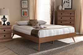 Mabyn Walnut Brown King Size Platform Bed - $6,078.89 MXN