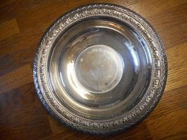 Vintage Wallace Silverplate Tray Bowl 10 1/2 Inches - $24.75